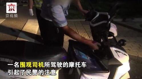 围观吵架的吃瓜群众,吃瓜群众热议吵架风波