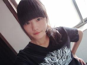 学妹吃瓜群众视频大全,揭秘校园热点背后的故事