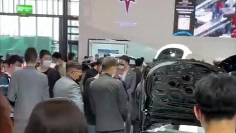 爆炸吃瓜群众怎么处理