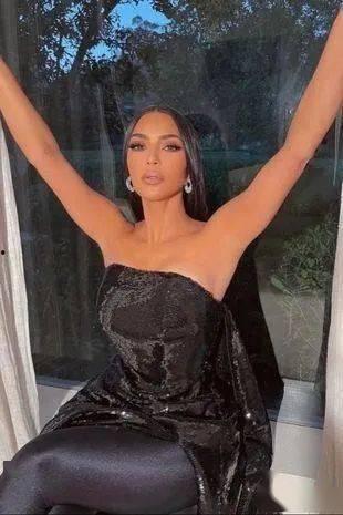 吃瓜群众卡戴珊,吃瓜群众眼中的时尚女王与话题制造者