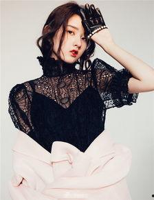 吃瓜群众香肩半露,香肩半露，吃瓜群众热议街头时尚